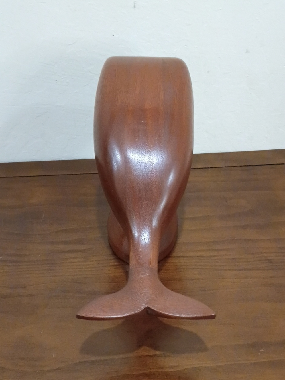 Hand Carved Wooden Whale, Vintage! - Picture 4 of 7